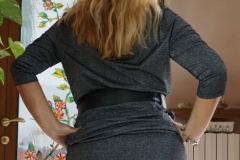 La Signora del pissing  una deliziosa MILF che ama tutti i piaceri della vita